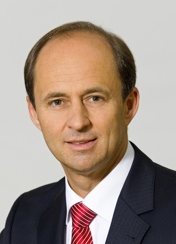 Portrait of Ing. Mag. Hubert Kuzdas