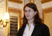 Moderatorin Anika Wagner