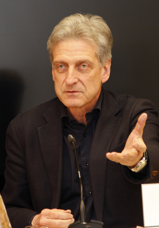 Klubobmann Josef Cap (S) am Wort