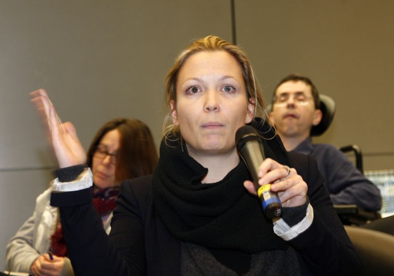 Eine Veranstaltungsteilnehmerin am Wort