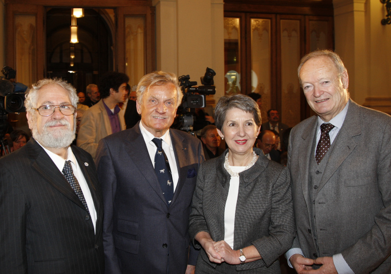 v.li. Journalistenclubpräsident Fred Turnheim, Bundesratspräsident Gregor Hammerl, Nationalratspräsidentin Barbara Prammer und Seniorenratspräsident Andreas Khol