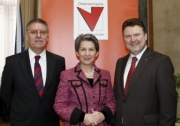 v.li. Univ.-Doz. Wilhelm Filla, Nationalratspräsidentin Barbara Prammer und Stadtrat Michael Ludwig