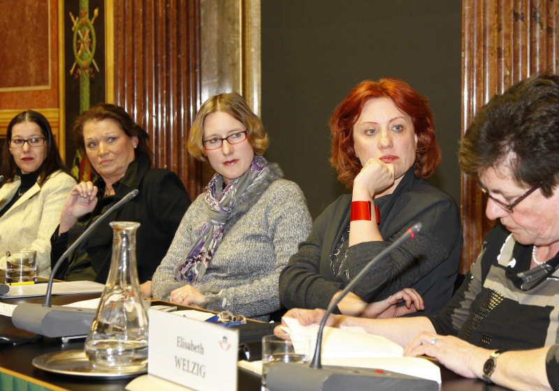 v.li. Präsidentin Europäisches Forum Klanglandschaft Gabriele Proy, Journalistin Elisabeth Horvath, Geschäftsführende Direktorin mica - music information center austria Sabine Reiter, Musikjournalistin (OE1) Irene Suchy -  und Publizistin, Journalistin Elisabeth Welzig