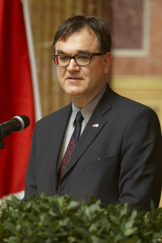 Der Präsident der Österreichisch - Japanischen Gesellschaft Diethard Leopold am Rednerpult