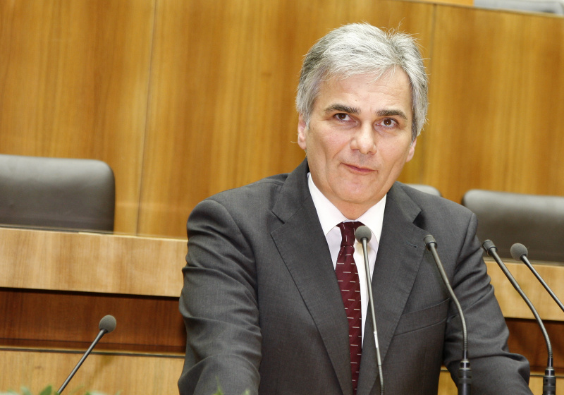 Bundeskanzler Werner Faymann am Rednerpult