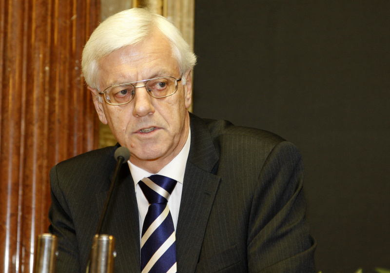 Verfassungsgerichtshofpräsident Gerhart Holzinger am Rednerpult