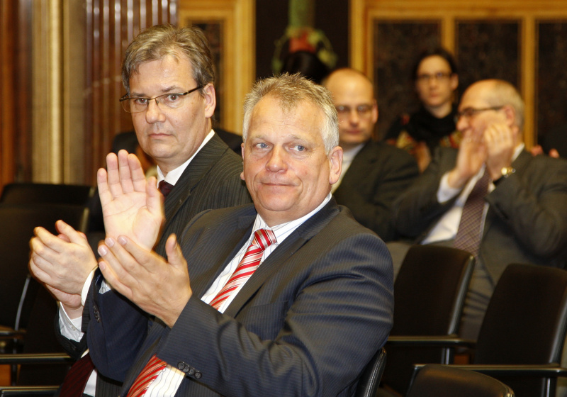 v.re. Bundesrat Gottfried Kneifel