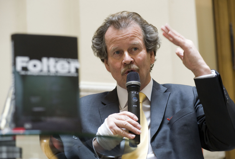 Univ.-Prof. Manfred Nowak am Wort