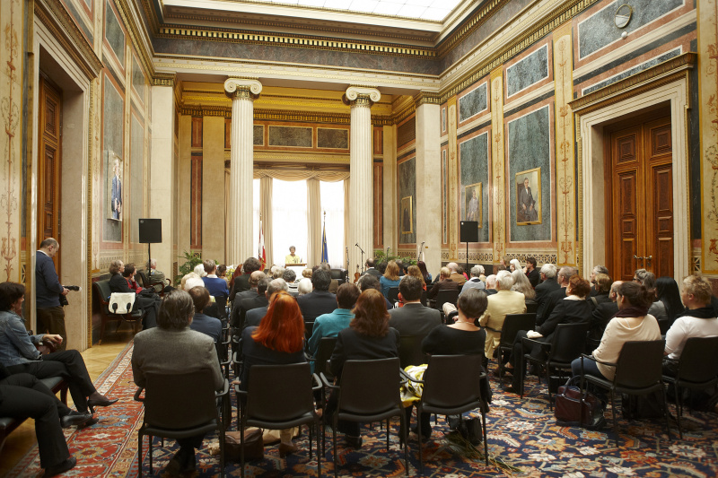 Nationalratspräsidentin Barbara Prammer am Rednerpult