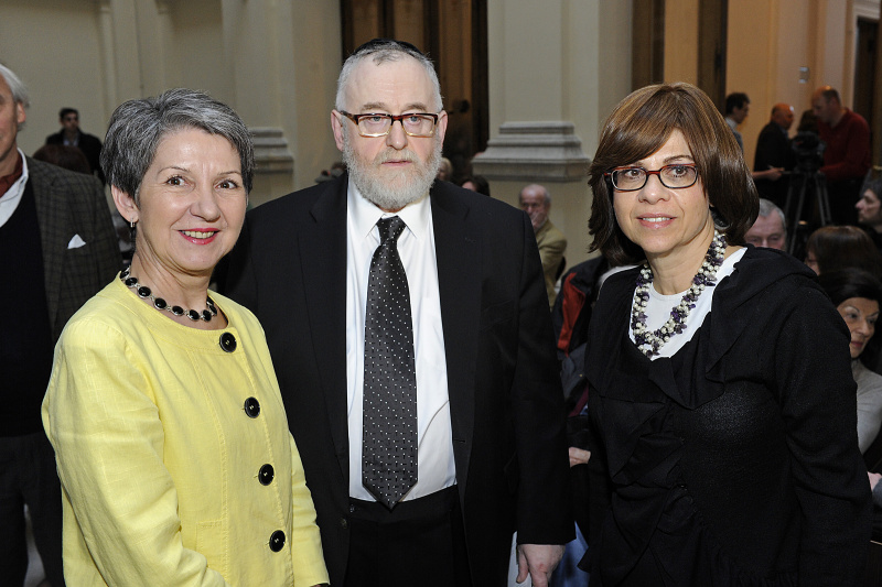 v.li.: Nationalratspräsidentin Barbara Prammer, Oberrabbiner der Israelitischen Kultusgemeinde Wien Paul Chaim Eisenberg mit Gattin 