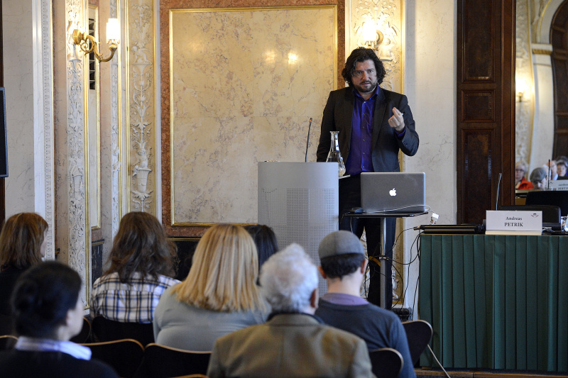 Univ.-Professor Andreas Petrik am Rednerpult