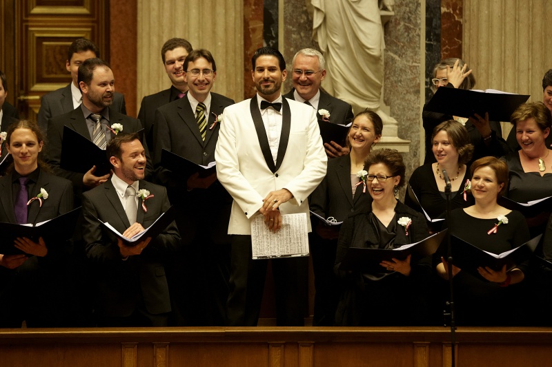 Clemens Unterreiner in der Mitte