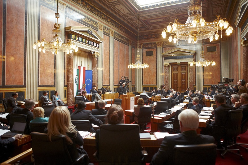 Bundesrat Marco Schreuder (G) am Rednerpult
