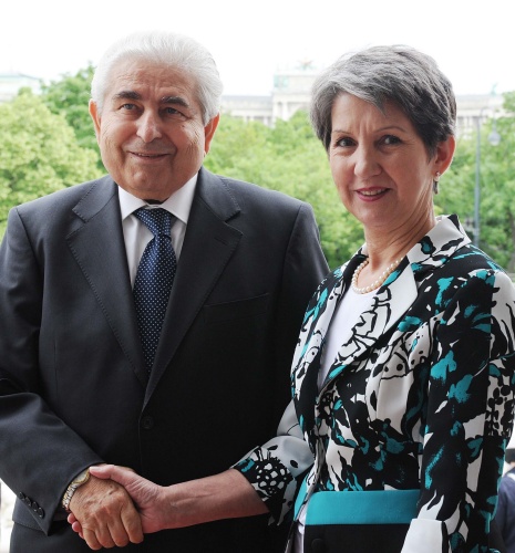 Der Präsident der Republik Zypern Demetris Christofias wird durch Nationalratspräsidentin Barbara Prammer begrüßt