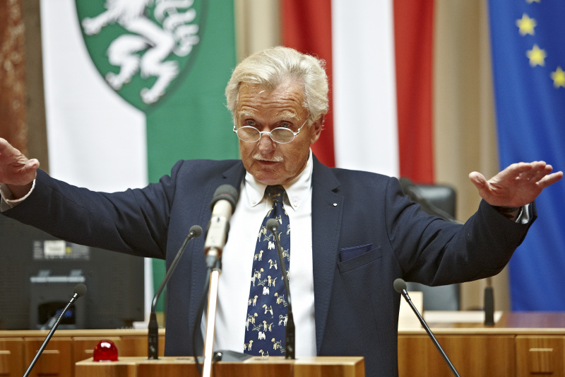 Bundesratspräsident Gregor Hammerl am Rednerpult