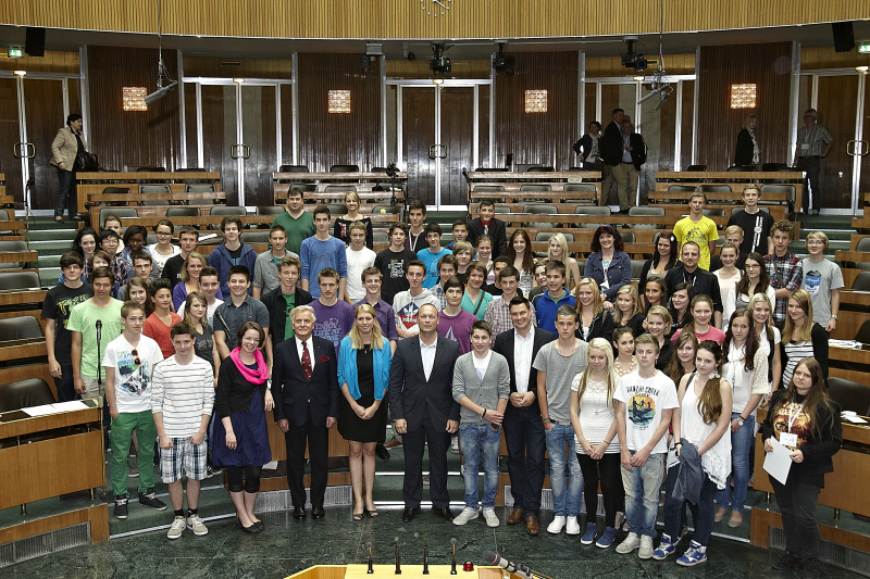 Gruppenfoto mit den VeranstaltungsteilnehmerInnen