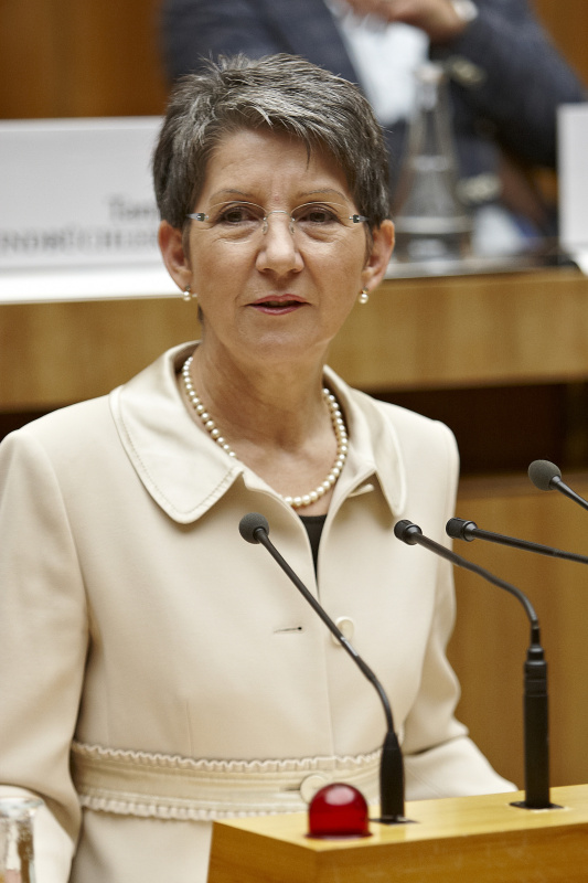 Nationalratspräsidentin Barbara Prammer am Rednerpult