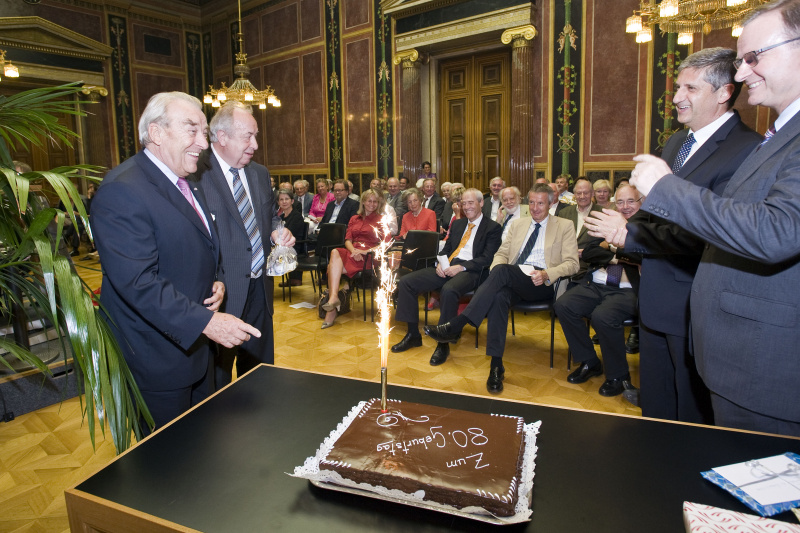 v.li.: Der Zweite Präsident des Nationalrates a.D. Robert Lichal, der amtierende Zweite Präsident des Nationalrates Fritz Neugebauer, Vizekanzler Michael Spindelegger und ÖVP-Klubobmann Karlheinz-Kopf