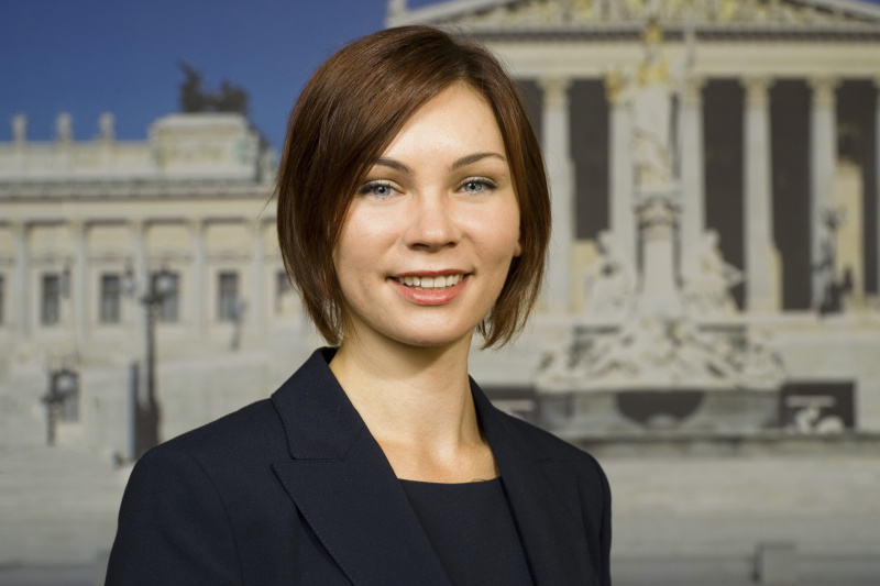 Eva-Maria Himmelbauer - Nationalratsabgeordnete