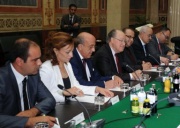 Tunesische Delegation mit dem Vorsitzenden der tunesischen Nationalversammlung Mustapha Ben Jaâfar (4.v.li.)