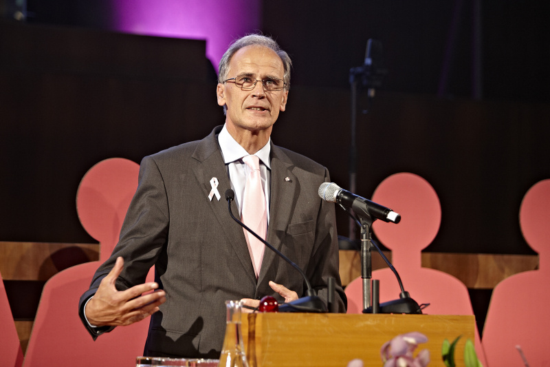 Prof. Paul Sevelda am Rednerpult