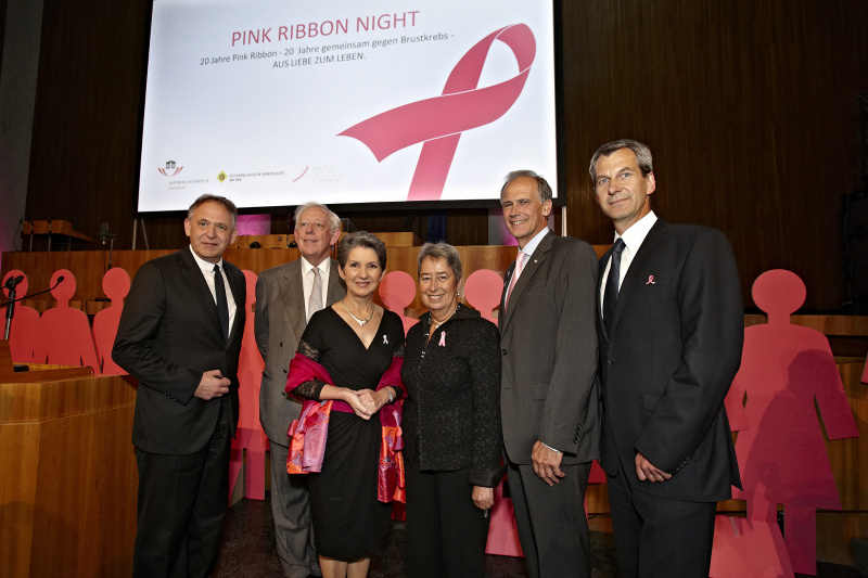 v.li.: Christoph Zielinkski, Alan Howard, Nationalratspräsidentin Barbara Prammer, Margit Fischer, Paul Sevelda und Siegfried Maurer