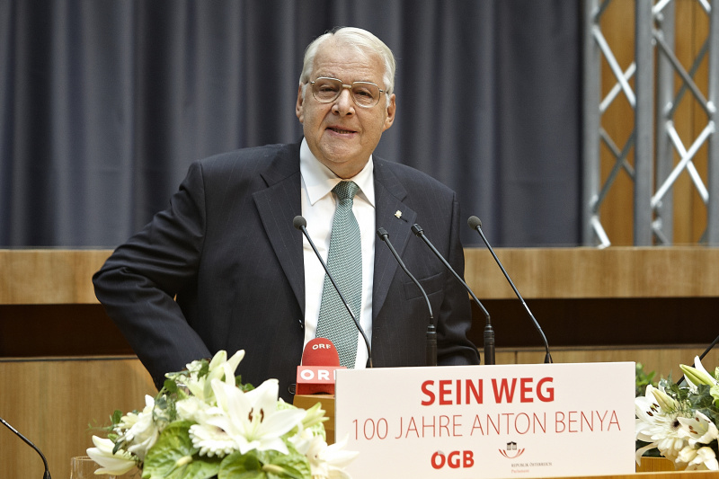 Finanzminister a.D. Rudolf Edlinger am Rednerpult