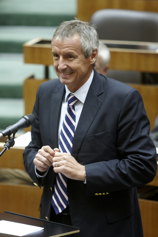 Nationalratsabgeordneter Martin Bartenstein (V) am Wort