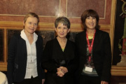 v.li. Nationalratsabgeordnete Rosa Lohfeyer,  Nationalratspräsidentin Barbara Prammer und Nationalratsabgeordnete Christine Lapp