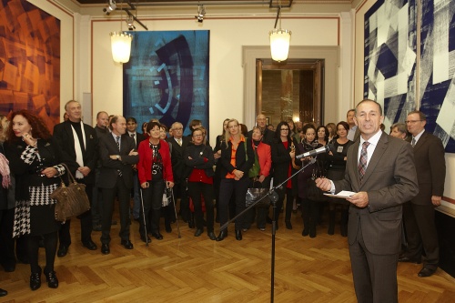 Bundesratspräsident Georg Keuschnigg begrüßt die VeranstaltungsteilnehmerInnen