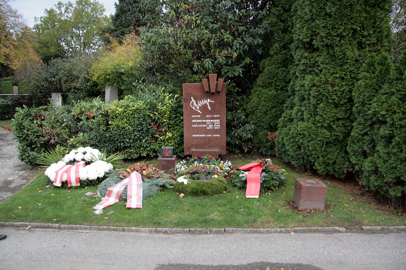 Grabmal von Anton Benya