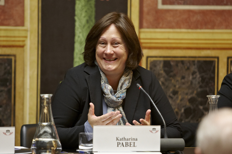 Universität Linz Katharina Pabel