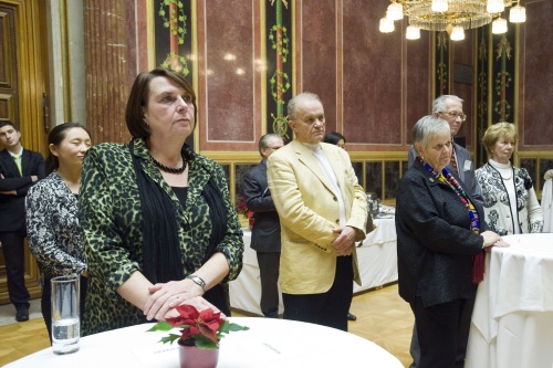 Blick in Richtung VeranstaltungsteilnehmerInnen mit der Nationalratsabgeordneten Renate Csörgits