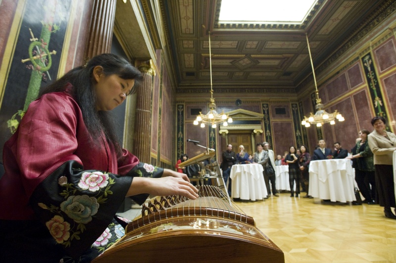 Musikalische Untermalung durch Ming Wang