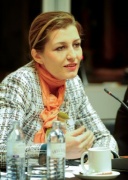 Alma Lama, MP, Kosovo am Wort