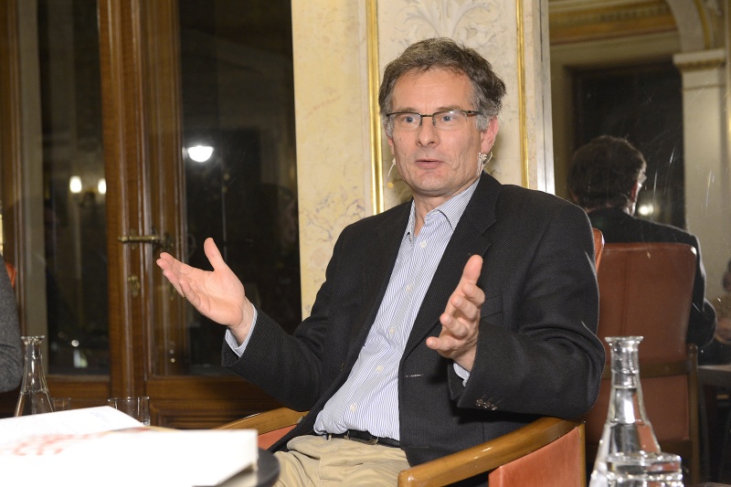 Wirtschaftsforscher und Buchautor Markus Marterbauer am Wort