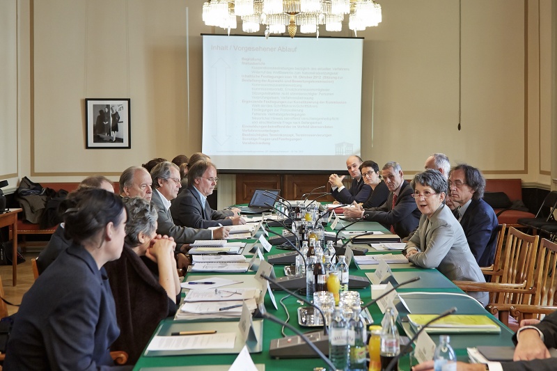 Blick in Richtung SitzungsteilnehmerInnen