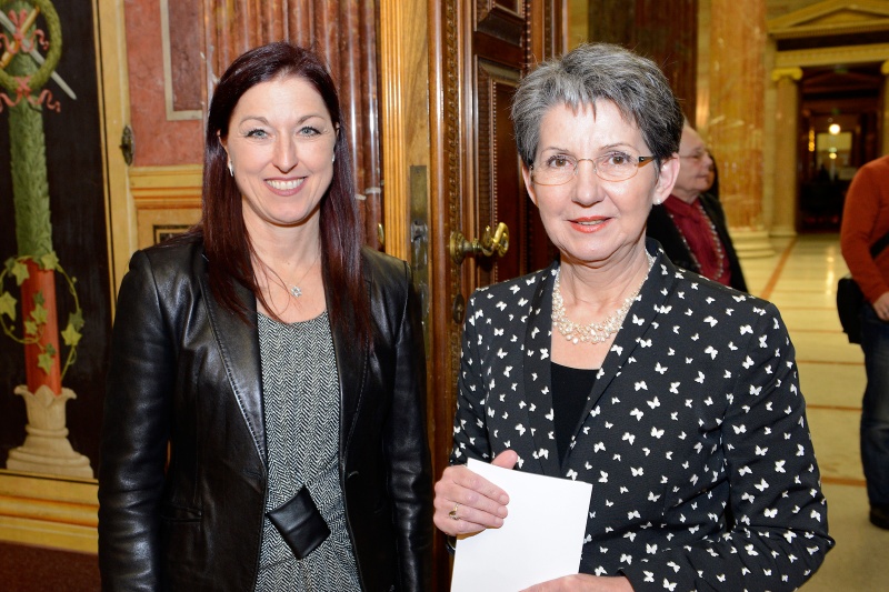 v.li. Die Generalsekretärin des Nationalfonds Hannah Lessing und Nationalratspräsidentin Barbara Prammer
