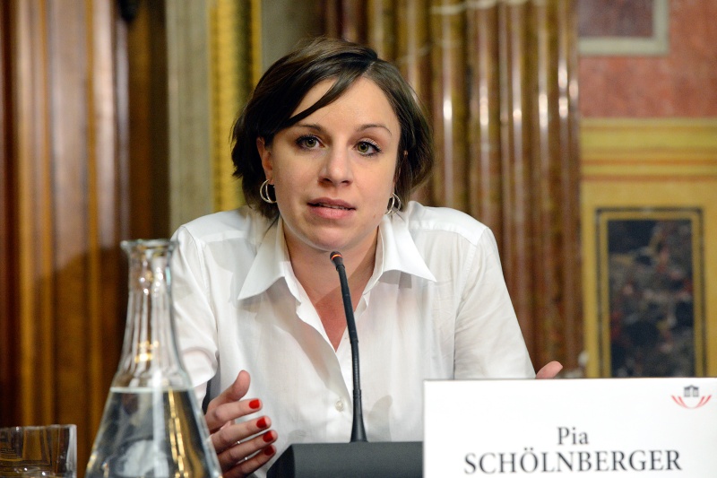 Provenienzforscherin in der Albertina Pia Schölnberger am Wort