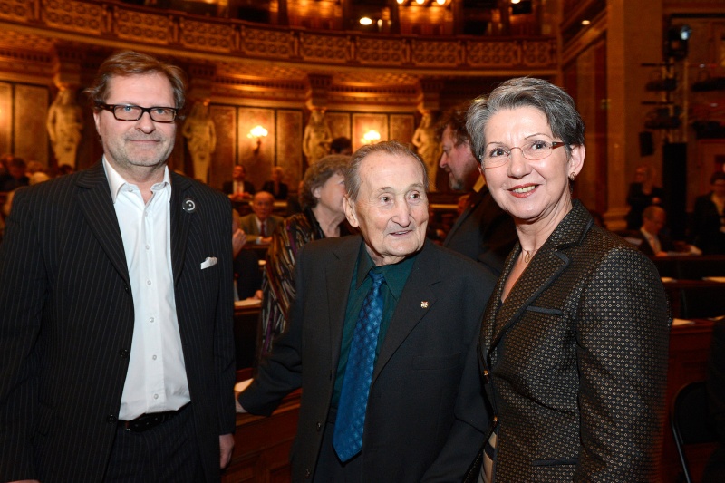 v.li. Komponist Peter Androsch, Spiegelgrundüberlebender Friedrich Zawrel und Nationalratspräsidentin Barbara Prammer