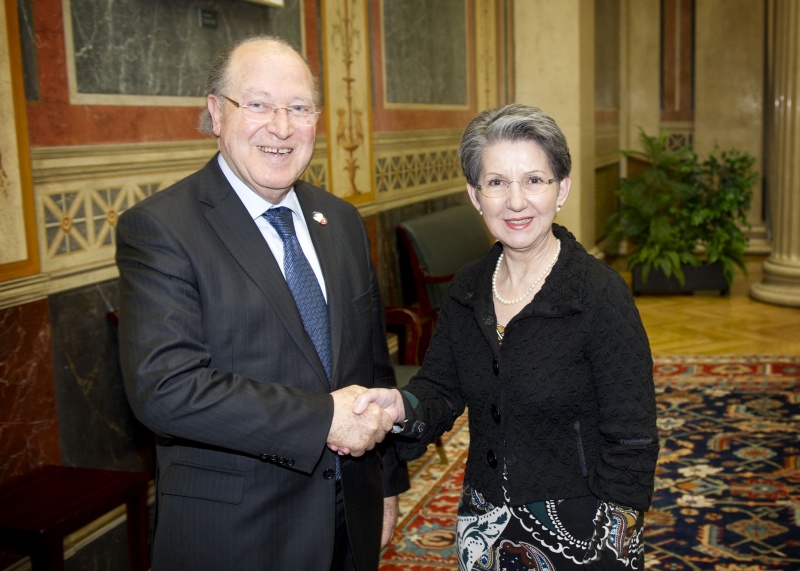 v.re.: Nationalratspräsidentin Barbara Prammer und Mustapha Ben Jaafar