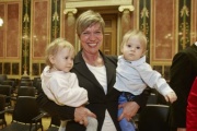 Bundesrätin Monika Mühlwerth (F) mit ihren Enkelkindern