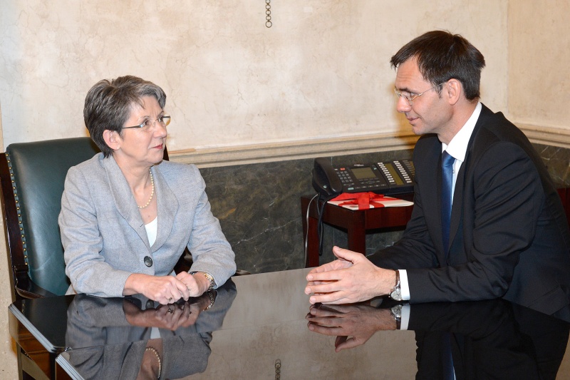 v.li.: Nationalratspräsidentin Barbara Prammer im Gespräch mit dem Landeshauptmann von Vorarlberg Markus Wallner