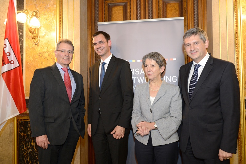 v.li.: Bundesratspräsident Edgar Mayer, Landeshauptmann von Vorarlberg Markus Wallner, Nationalratspräsidentin Barbara Prammer und Vizekanzler Michael Spindelegger