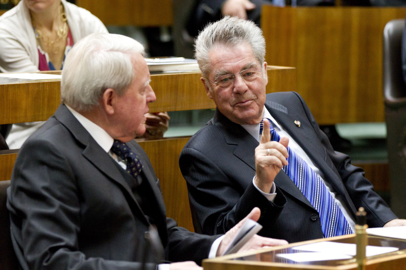 v. li.: Bundeskanzler a.D. Franz Vranitzky und Bundespräsident Heinz Fischer im Gespräch