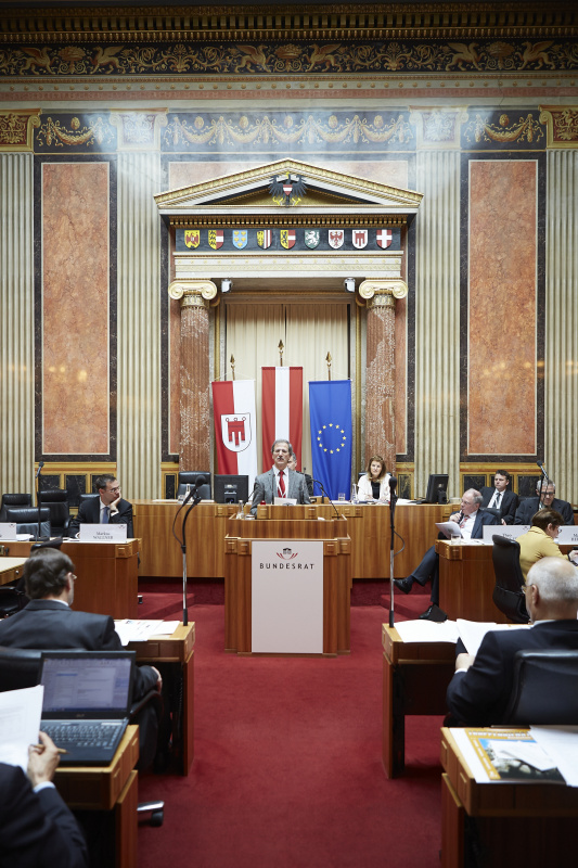 Universität Graz Max Haller am Rednerpult