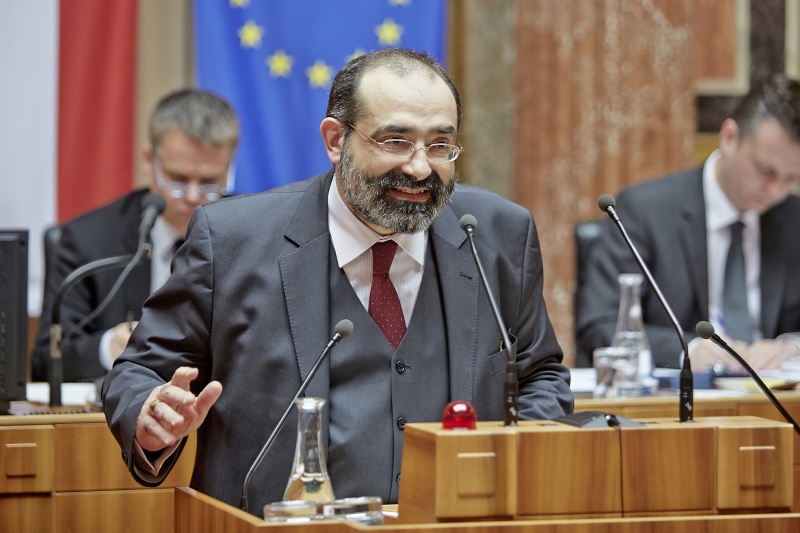 Bundeskanzleramt Wien Alexander Balthasar am Rednerpult