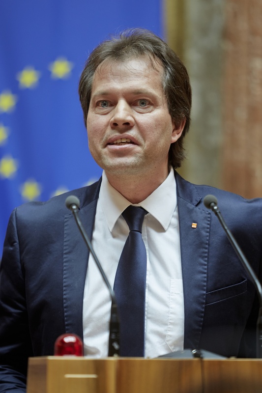Abgeordneter zum Nationalrat Rainer Widmann (B) am Rednerpult