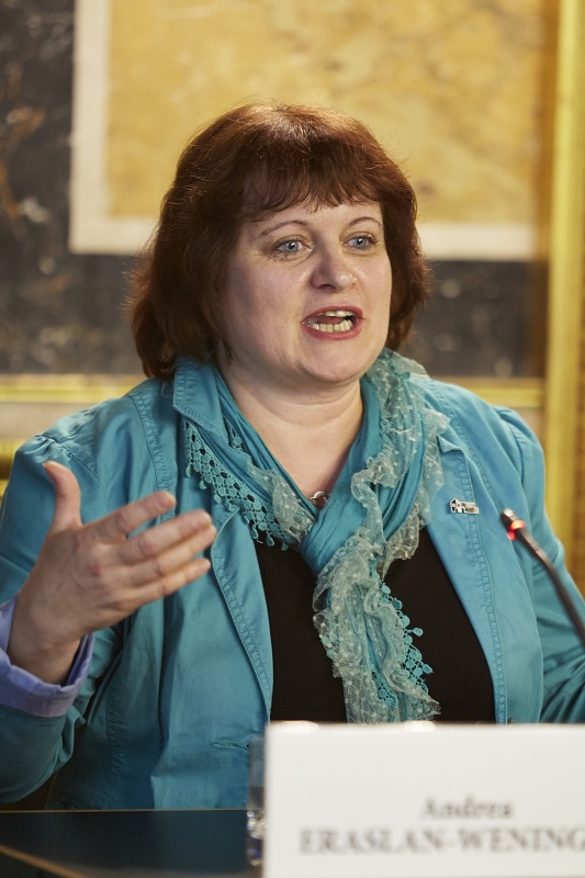 Integrationshaus Andrea Eraslan-Weninger am Wort