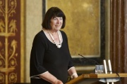 Die Präsidentin der Österreichischen UNESCO Kommission Eva Nowotny am Rednerpult